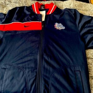 Vintage Gonzaga Nike Shooting warm up jacket short sleeve.